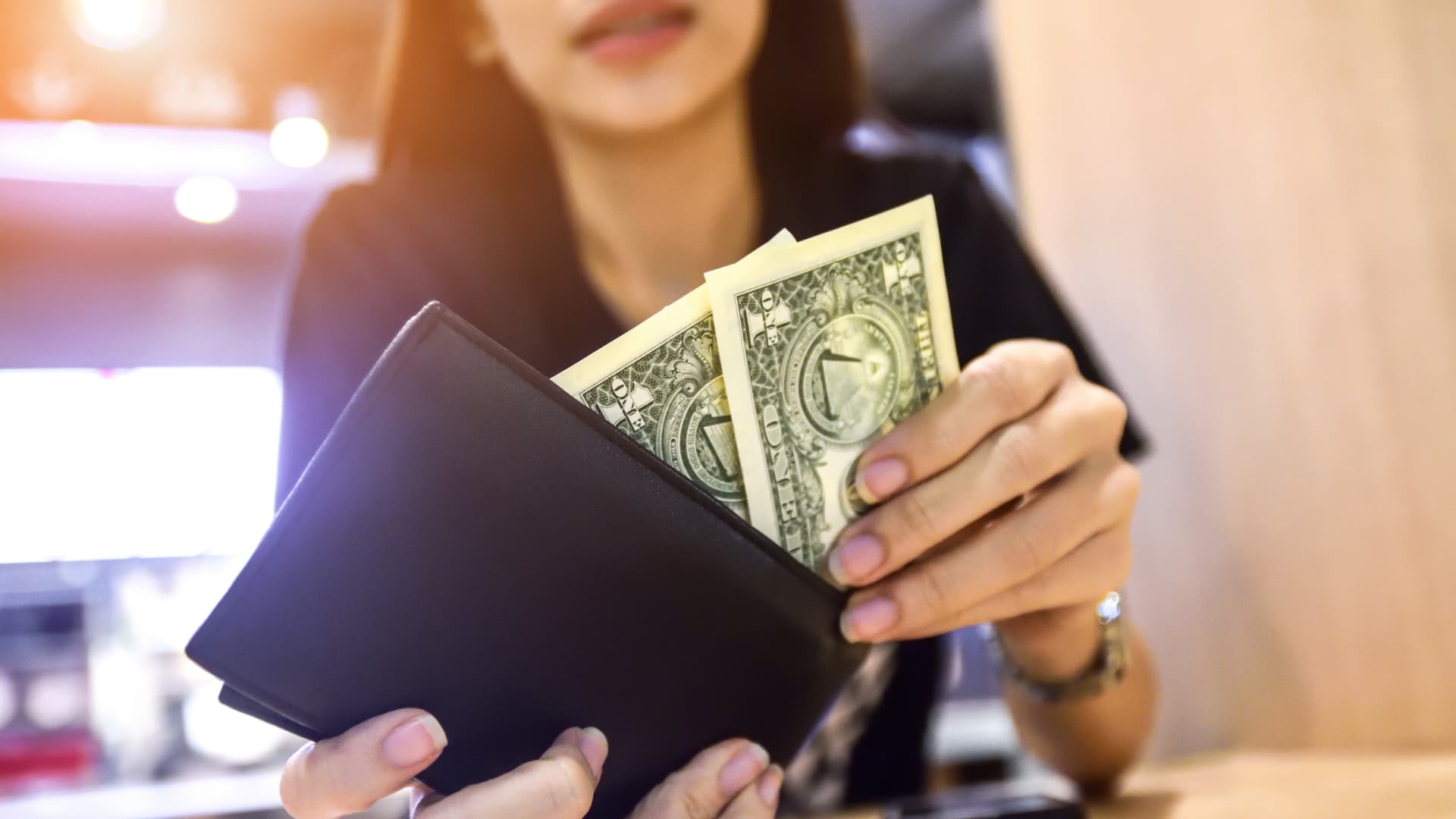5 key personal finance issues this midterm election season — and what they mean for your wallet