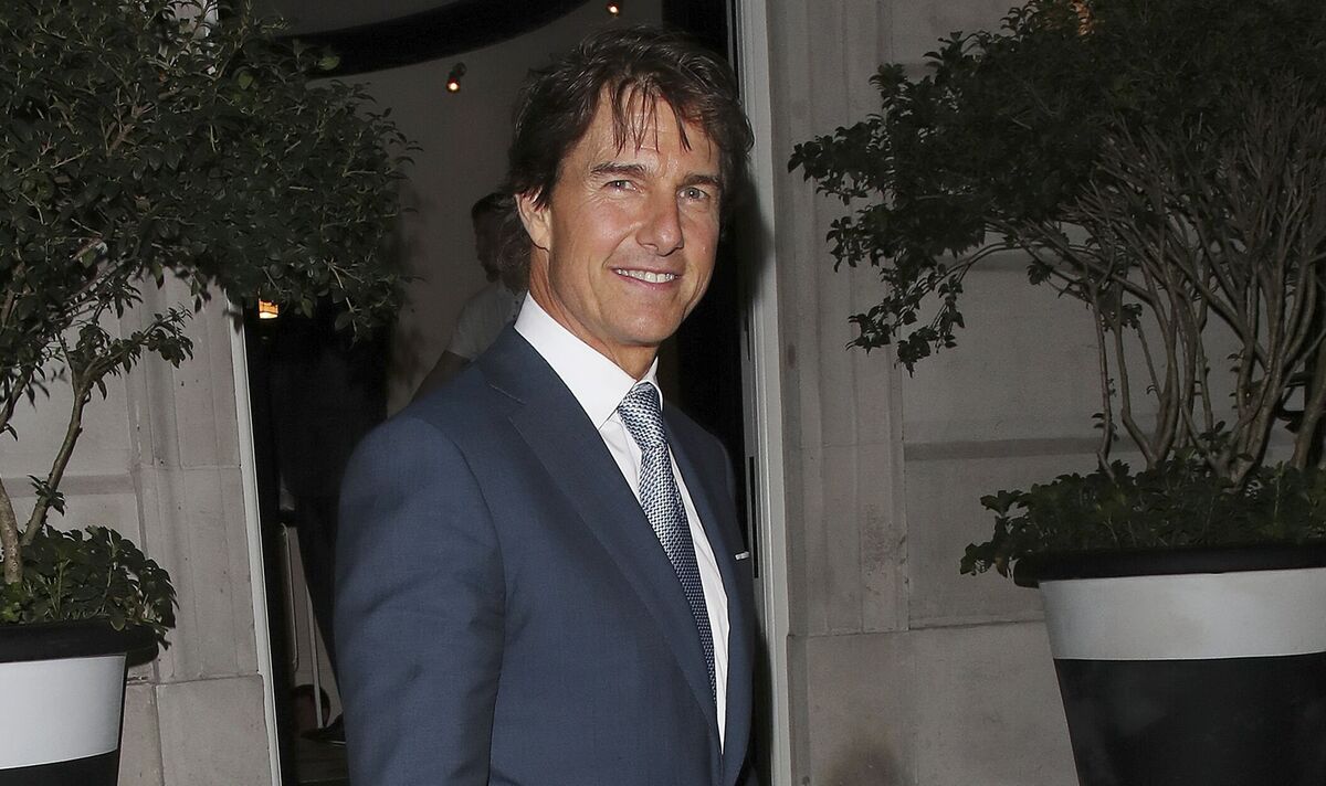 How Tom Cruise continues to be fit at the age of 60