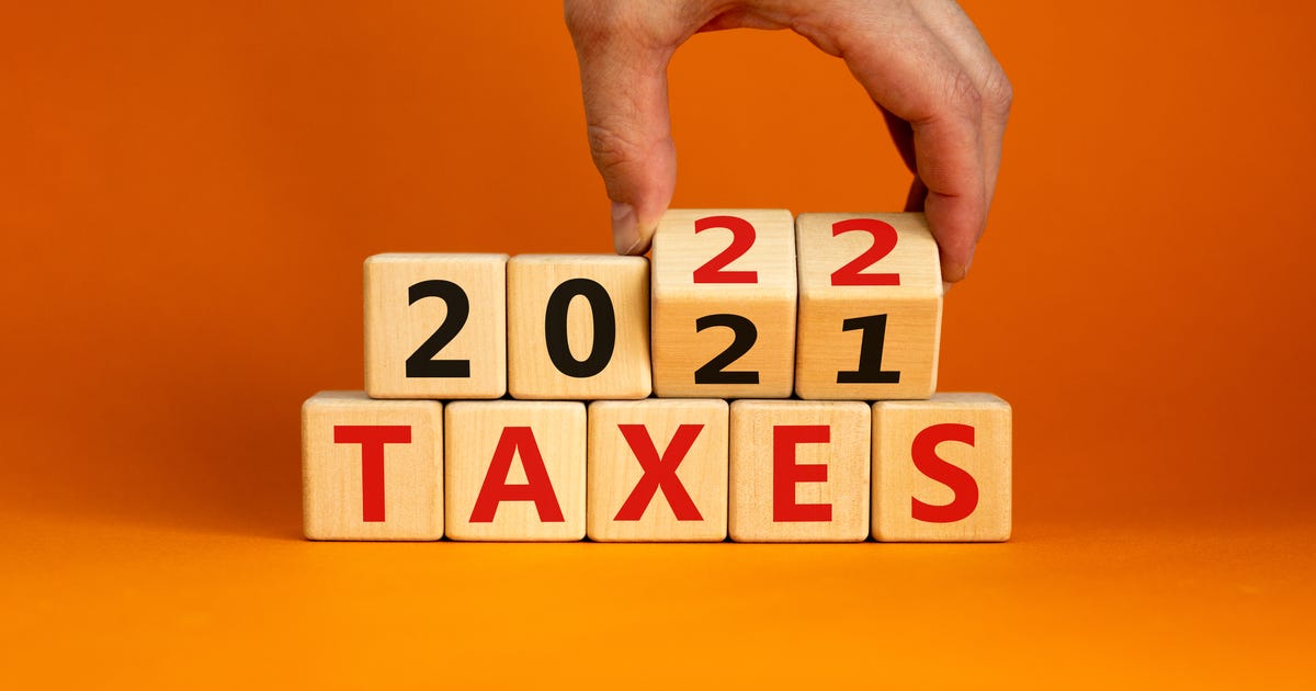 Maximize Your Tax Refund in 2023: End-of-Year Tax Checklist