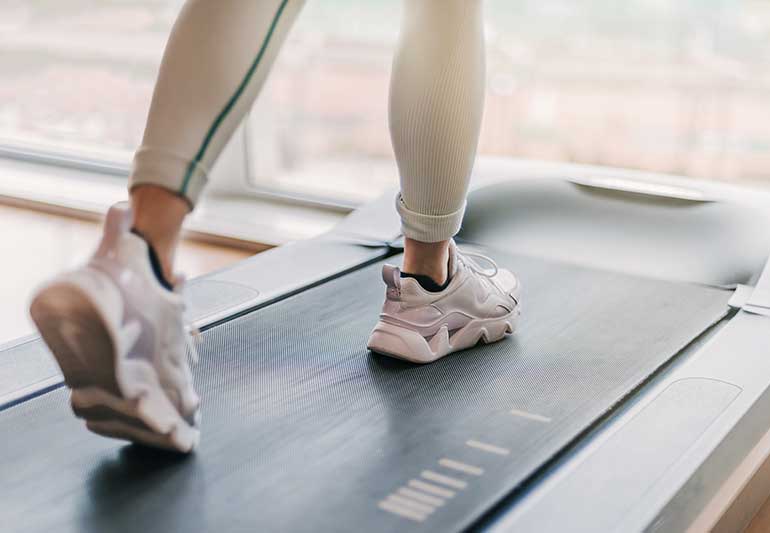 Treadmill vs. Elliptical: Which Is Your Better Bet?
