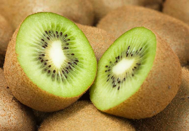 Surprise! Kiwi Skin Is Edible — and Really Good for You
